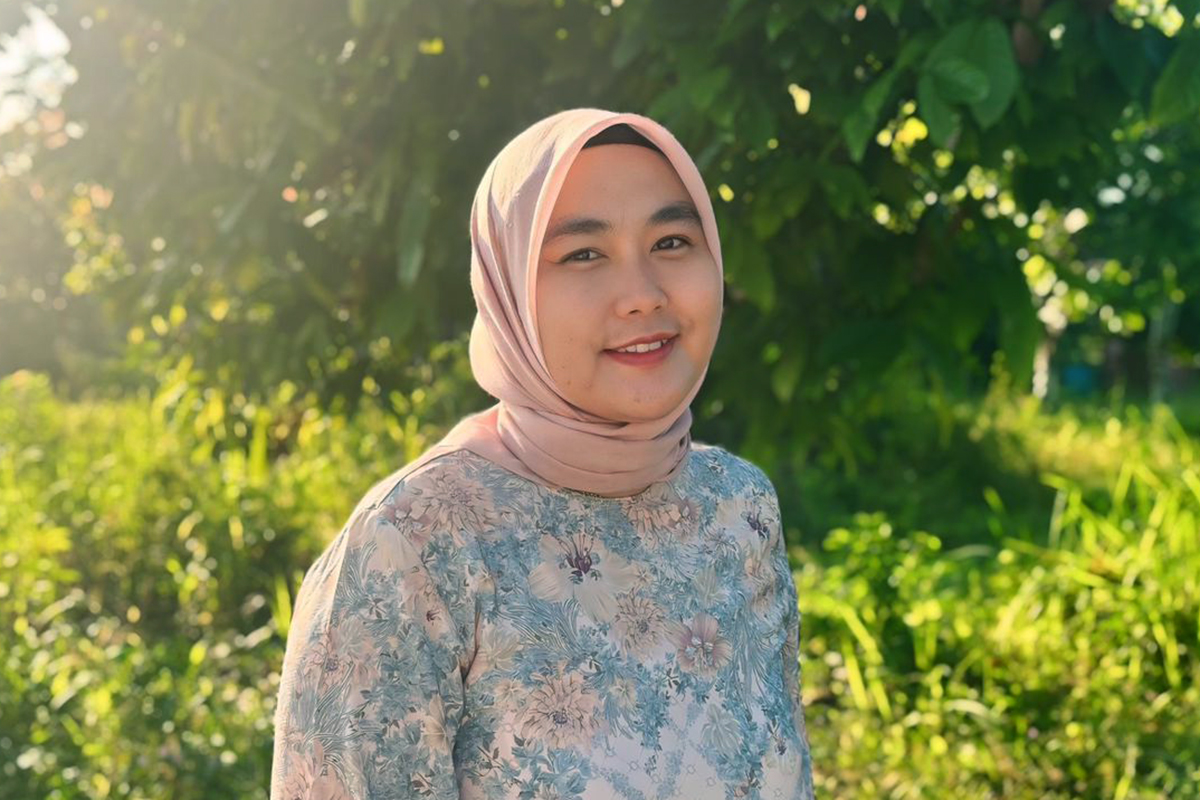 Dina Amalia-Purchasing