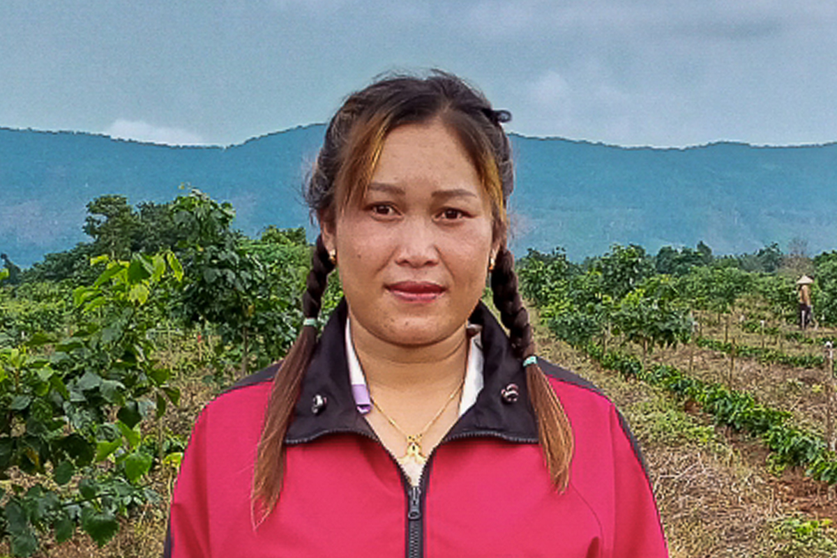Phone Khamphoumy (Farm Supervisor - Khongtoun)